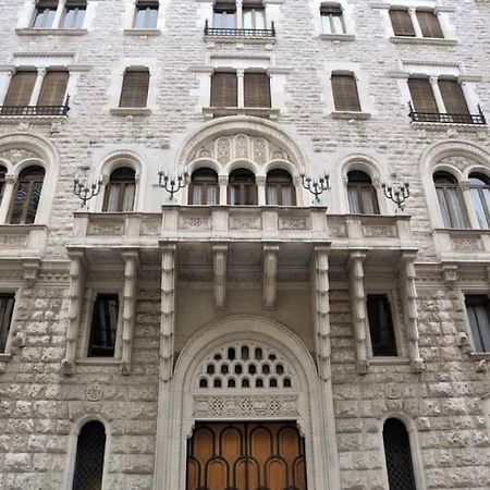 Picasso-Bozzi 59 Apartment Bari Luaran gambar